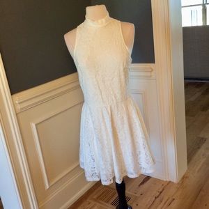 White dress boutique womens S M Elastic Waist